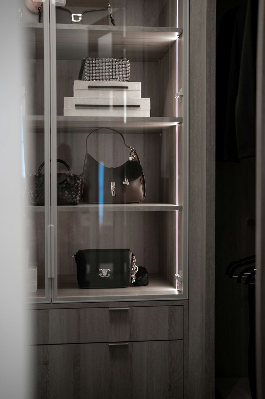 organized closet shelves